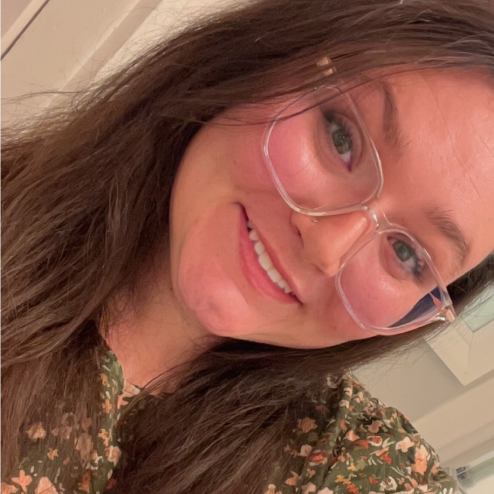 Meet your Posher, Leslie